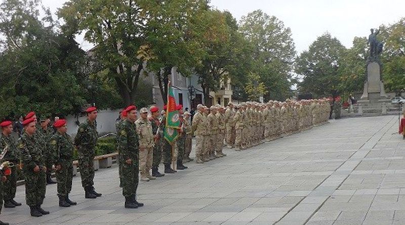 Заместник-областният управител Георги Пилев участва в посрещането на 31-ия контингент от състава на международната мисия на НАТО в Афганистан