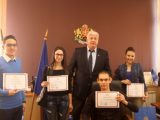 Екипът на Областна Администрация – Пловдив отново се включи в инициативата на образователната програма  Мениджър за един ден