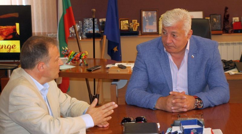 Областният управител се срещна с посланика на Република Малта Н. Пр. Лино Бианко