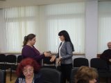 Заместник областният управител Евелина Апостолова връчи дарение от името на Здравко Димитров