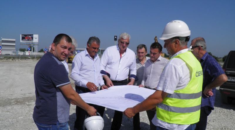 Областният управител направи инспекция на строителните дейности по изграждане на кръгови кръстовища на входно-изходните артерии на Пловдив