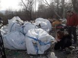 Експерти от Областна администрация провериха незаконно сметище на река Чая край Катуница
