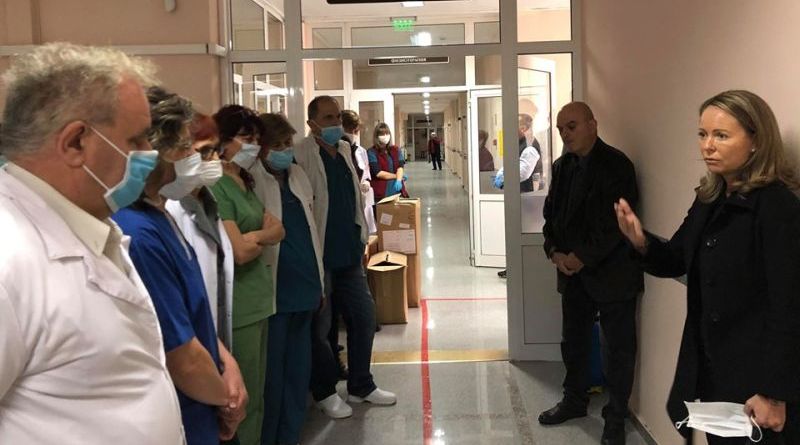Каназирева: Транспортна болница в Пловдив с безупречна организация и алгоритъм на работа в приемния кабинет и в отделението за COVID-19