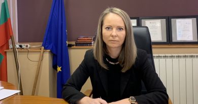 Областният управител подкрепя по-строги мерки, които да са еднакви за всички общини Областният управител подкрепя по-строги мерки, които да са еднакви за всички общини