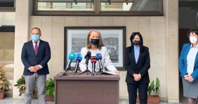 Учениците от 6 до 12 клас в Пловдив учат онлайн, в областта решават по места