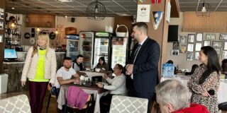 Областният  управител  Йордан Иванов посети украинците, настанени в ОП „Младежки център Пловдив“
