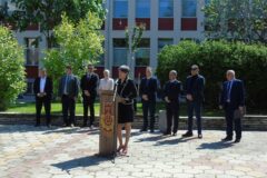 Даниела Николова даде старт на Националния конкурс „Млади изследователи 2023“ в Университета по хранителни технологии