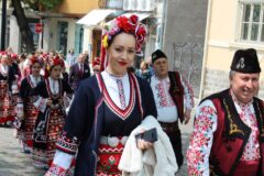 Двама заместник министри и областния управител откриха „Дефиле вино и гурме“  в Стария Пловдив