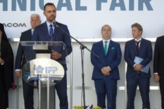 Министър Богданов на откриването на Пловдивския панаир: От началото на годината инвестициите са нараснали с над 90%