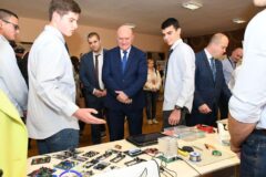 Обновяват Гимназията по електротехника и електроника с финансиране от Националната програма на МОН