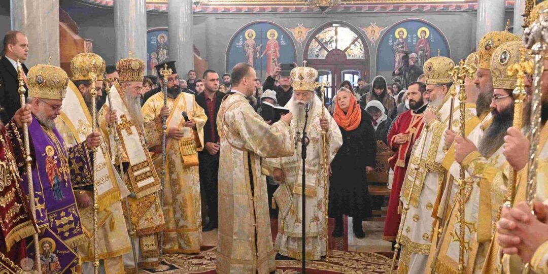 Светият синод отново се помоли за здравето на патриарх Неофит