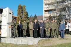 Министър Тагарев и областният управител д-р Зюмбилев участваха в  във възпоменателна церемония по повод 20 години от атентата в Кербала