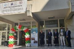 Областният управител на Пловдив подкрепи студентския кариерен форум в ПУ