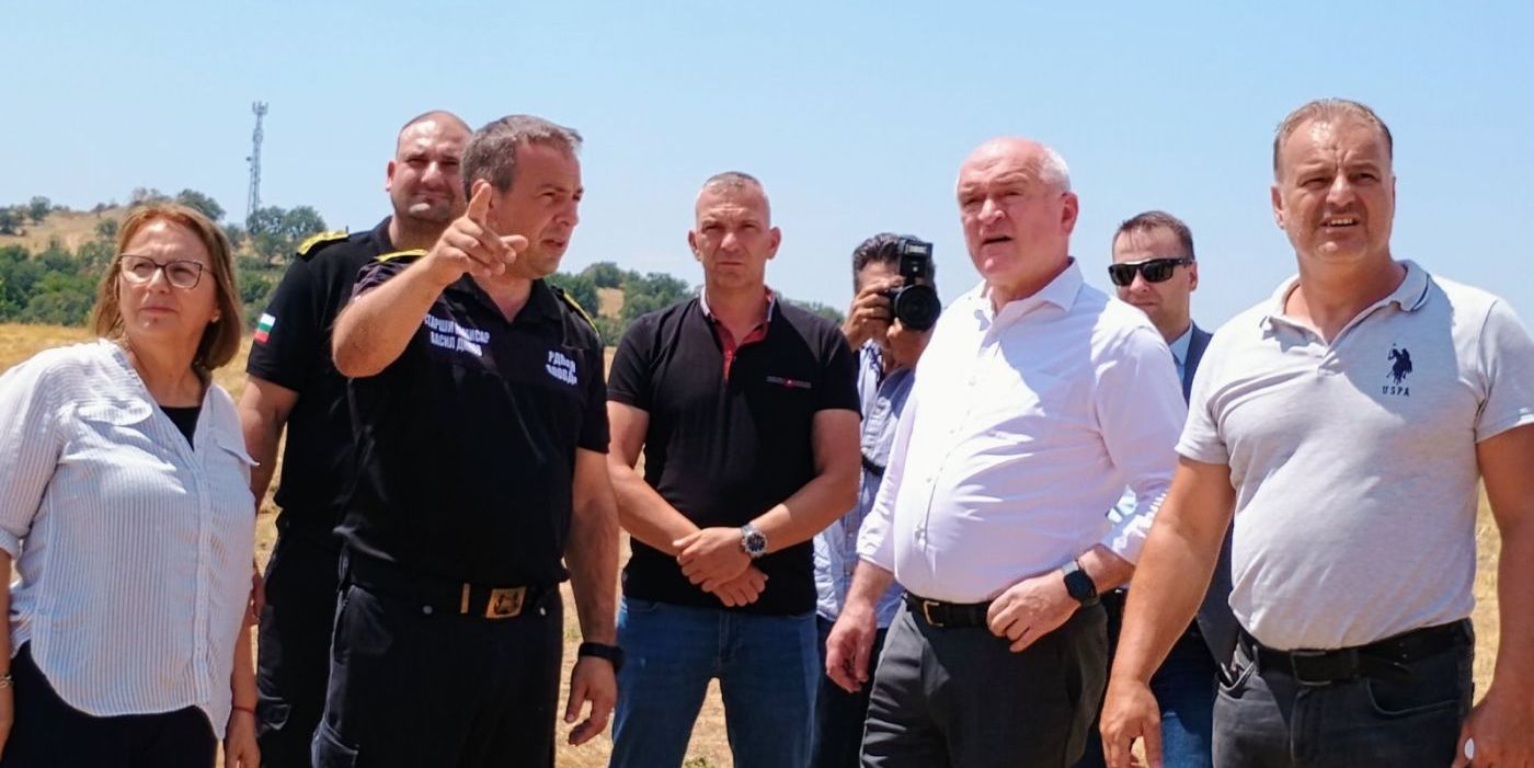 Премиерът Главчев: Хората на терен проявяват героизъм, важното е, че при пожарите няма жертви