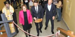 Областният управител проф. Янчева и кметът Костадин Димитров откриха рампа за деца с двигателни увреждания в пловдивското училище “Св. Софроний Врачански”