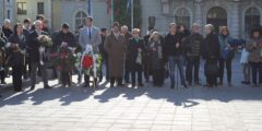 Десетки пловдивчани отдадоха почит към жертвите на комунистическия режим