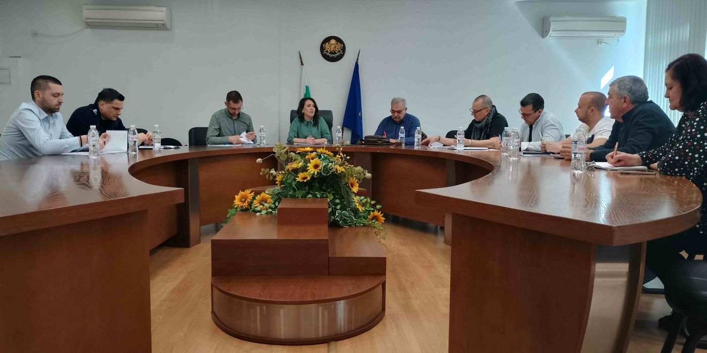 Областната епизоотична комисия одобри мерки за ограничаване и ликвидиране на огнището на птичи грип в Цалапица
