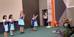 Президент, областен управител и кмет наградиха пловдивското училище за деца с увреден слух за неговата 100-годишнина