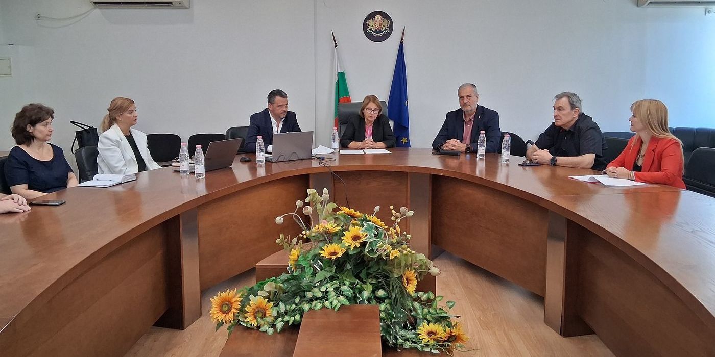 Стартираха строителните дейности за енергийно обновяване на сградата на Областна администрация Пловдив