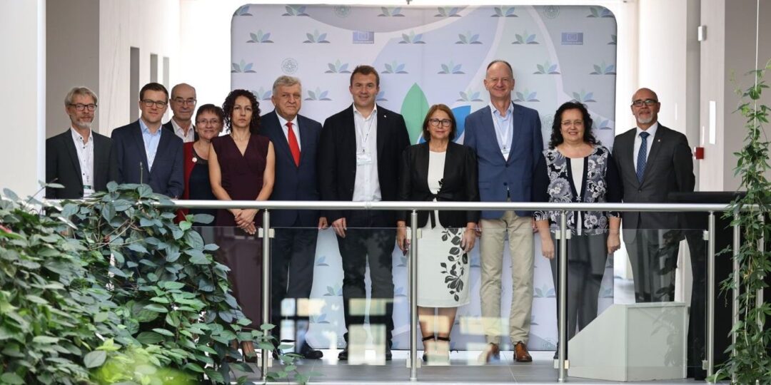 Министърът на екологията Манол Генов и областният управител на Пловдив откриха първия в България Център за чисти технологии