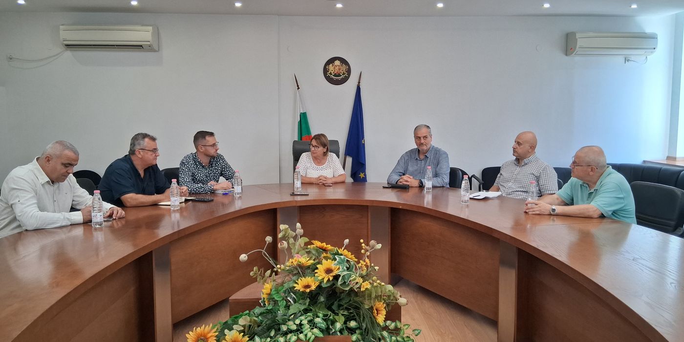 Подобрено е водоподаването в пловдивския кв. „Коматево“ след тристранна среща на областния управител, ВиК-Пловдив и омбудсмана на града