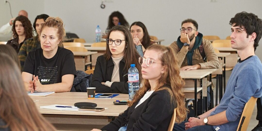 28 студенти от пет университета и 21 специалности работят заедно за бъдещето на храната в Пловдив