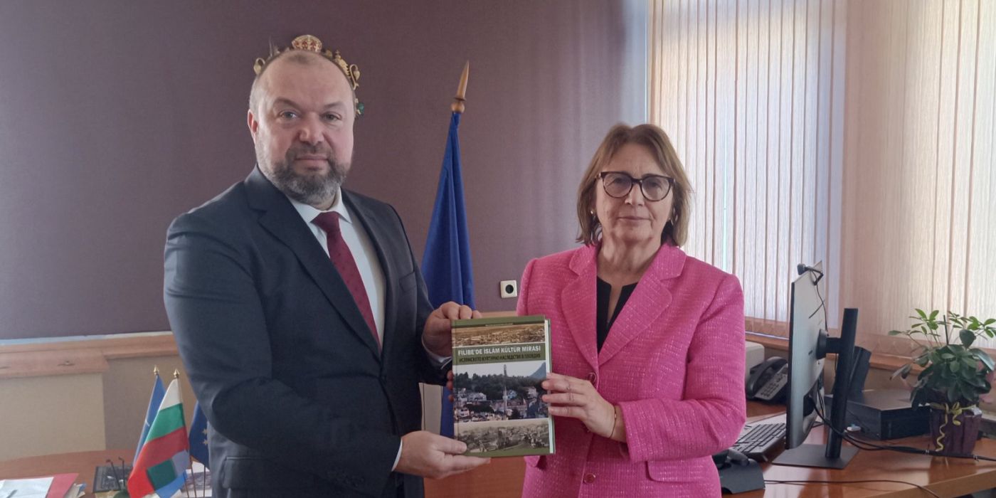Областният управител на Пловдив проф. Христина Янчева се срещна с районния мюфтия Танер Вели