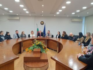 19032026-02-001