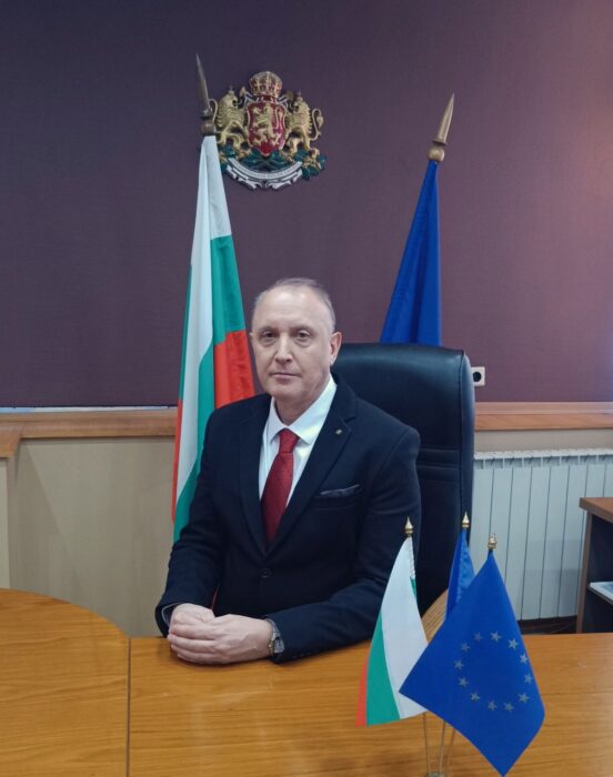 Проф. д-р Владислав Попов - Oбластен управител на област Пловдив