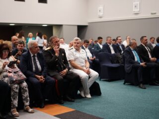 05062026-01-005