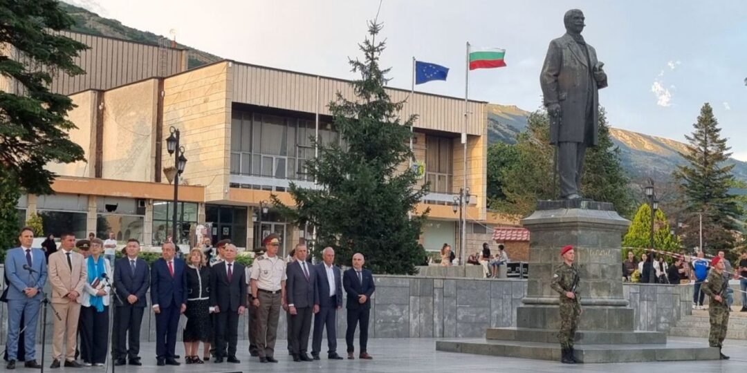 Сопот се поклони пред Вазов, духът на България оживя в родния му град